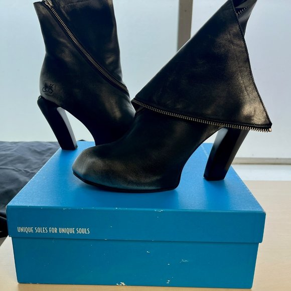 BNIB Fluevog Shaguar Dorrite Size 11 - Picture 3 of 3